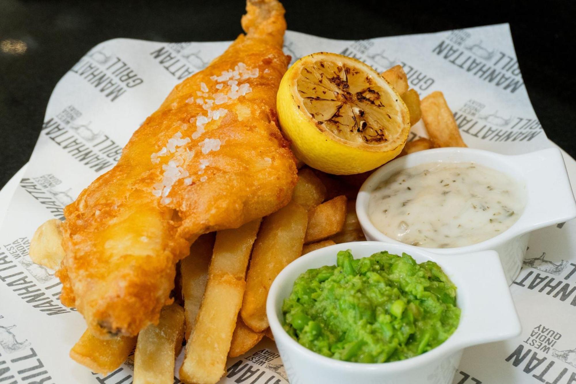 London Marriott Hotel Canary Wharf מראה חיצוני תמונה Fish and chips