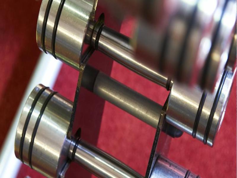 London Marriott Hotel Canary Wharf מראה חיצוני תמונה Steel dumbbells